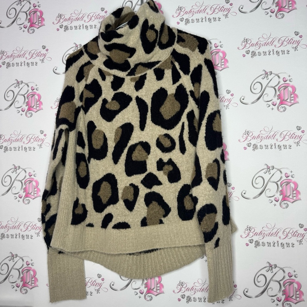 Rag supply cheetah print sweater pull over turtle neck animal print furry fuzzy